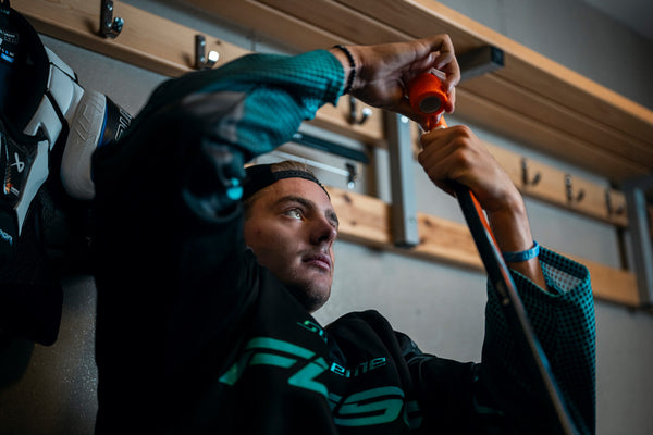 Eishockey-Schläger richtig tapen: Schritt-für-Schritt-Anleitung